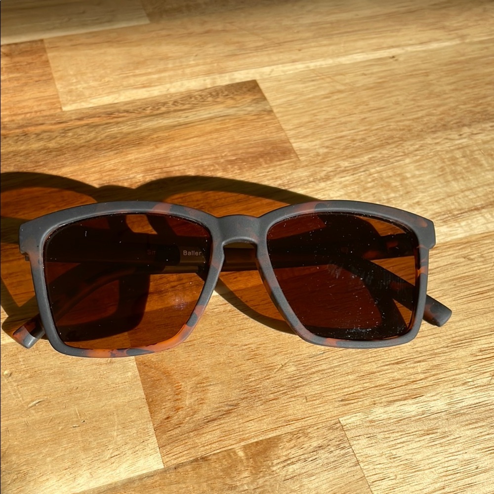 Goodr tortishell sunglasses, narrow face, polarized